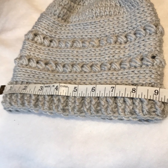 Bead Stitch Hand Crocheted Slouchy Hat/ Pom Pom - Picture 5 of 8